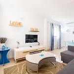 Lägenhet Daisy 2 Bedroom *