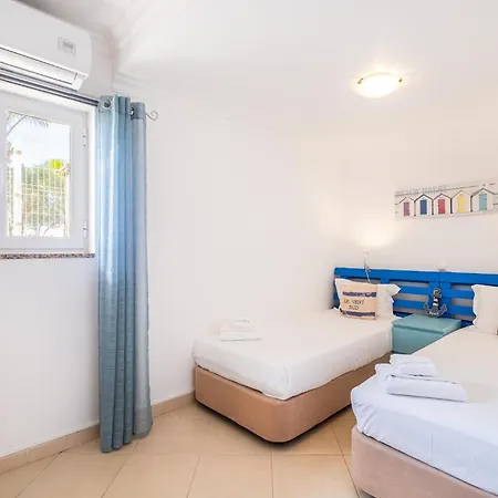 Daisy 2 Bedroom Apartman