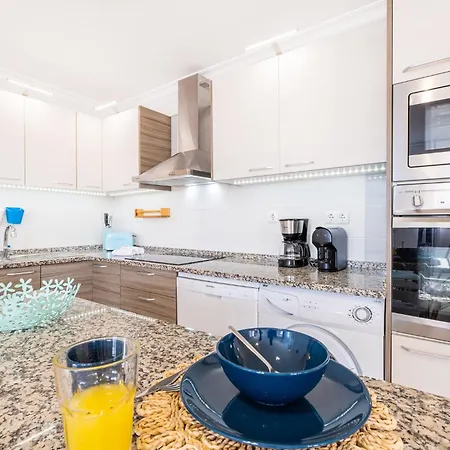 Daisy 2 Bedroom Apartamento